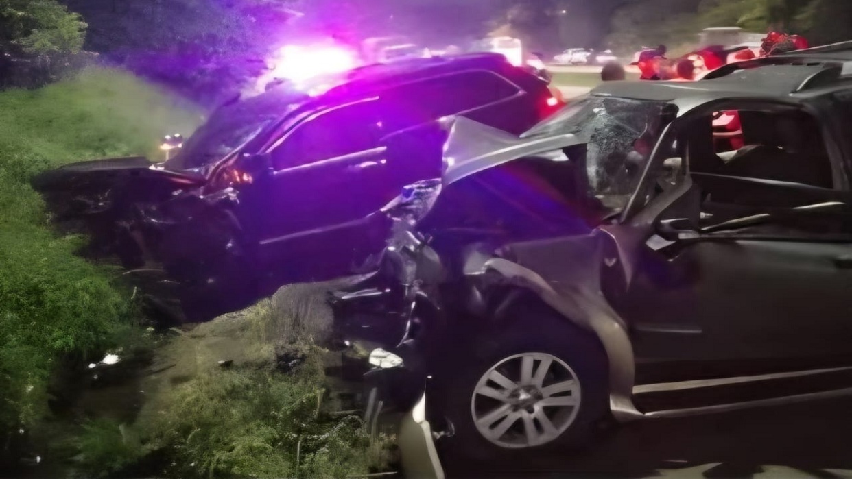Trágico accidente en la autopista Puerto Cabello-Valencia deja un fallecido y cinco heridos