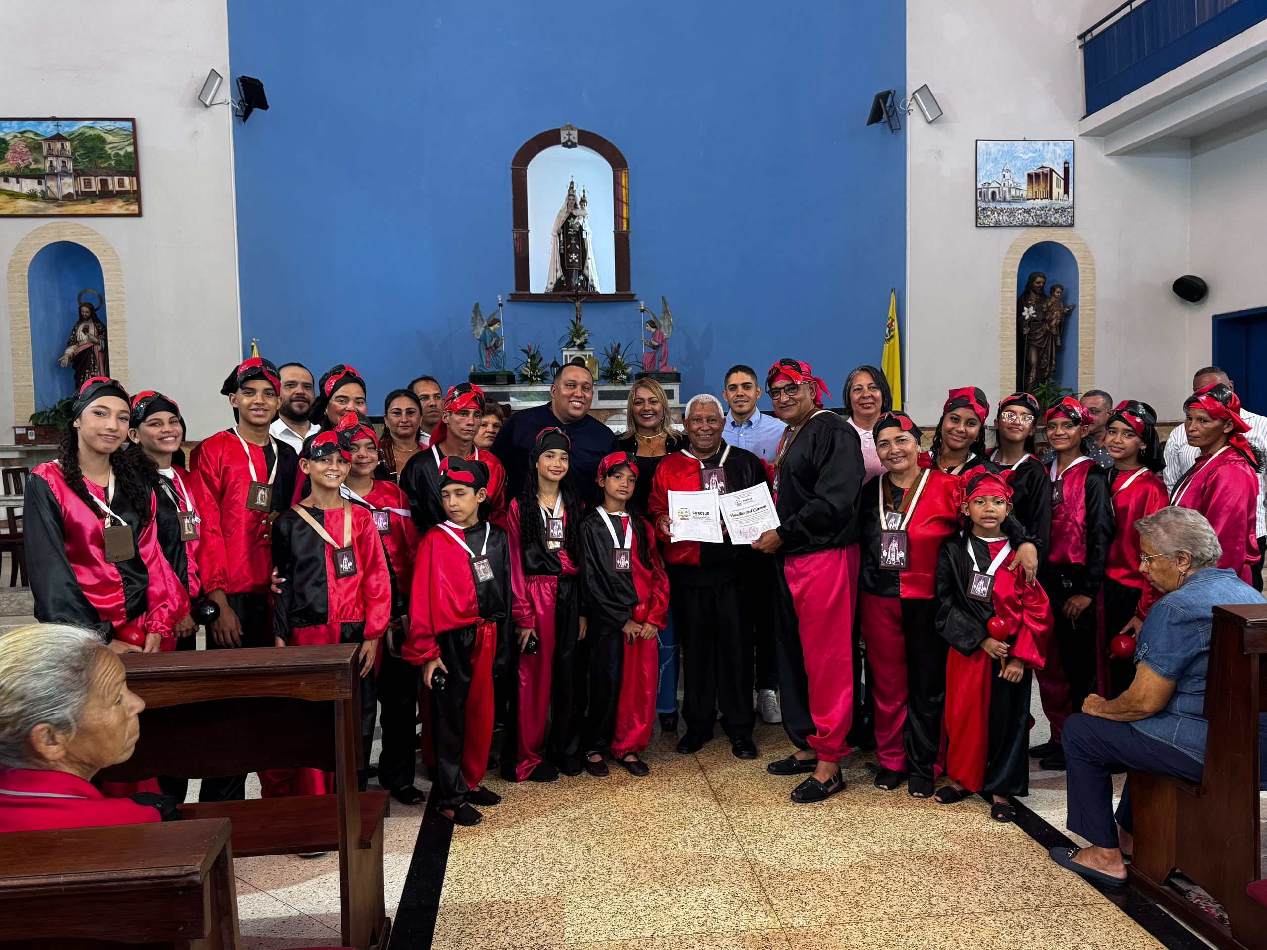 Sesión Especial en Miranda rinde homenaje a la Virgen del Carmen y a los Vasallos del Carmen